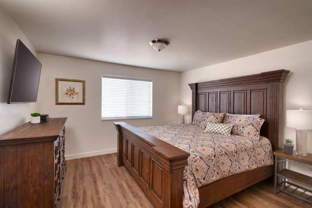 5J Top Floor Redcliff Condo, Pool & Hot Tub Moab Eksteriør billede